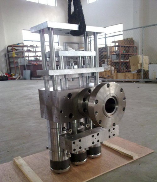 吹制模具的發展與制造工藝探析